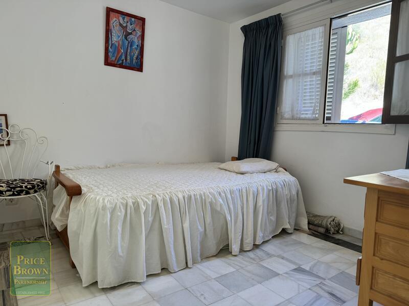 A1516: Apartment for Sale in Cortijo Grande, Almería