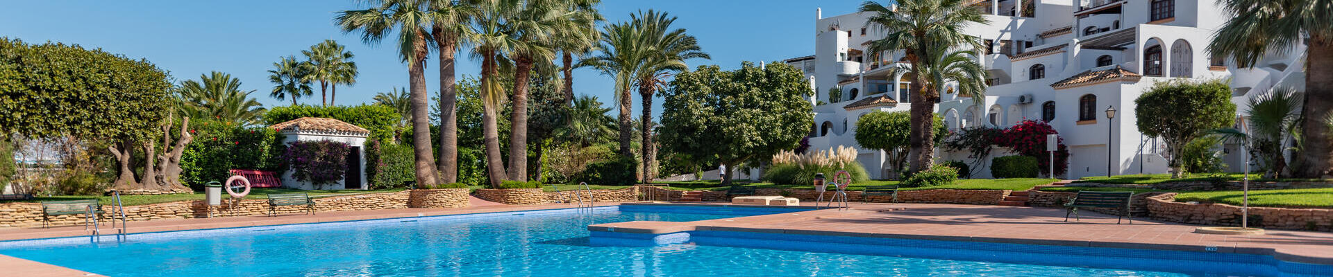 A1551: 2 Bedroom Apartment for Sale