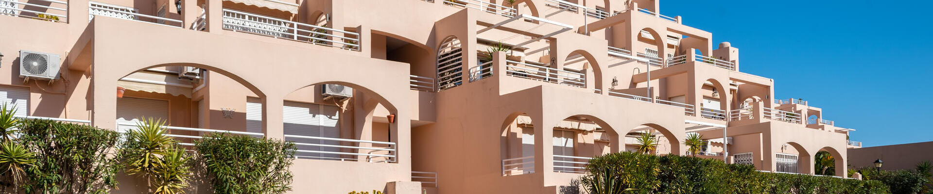 A1559: 2 Bedroom Apartment for Sale