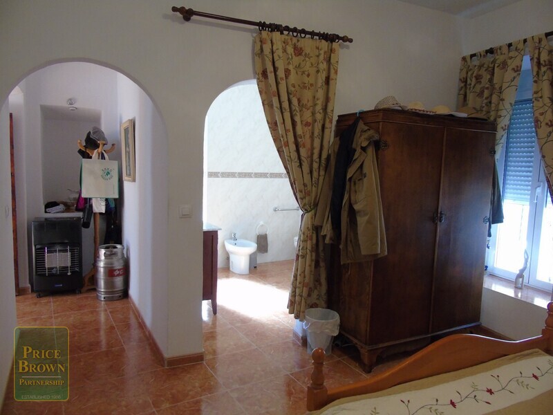 AF1078: Townhouse for Sale in Oria, Almería