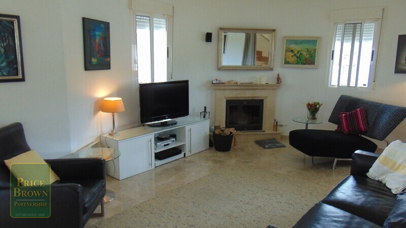 AF1086: Villa for Sale in Las Pocicas, Almería