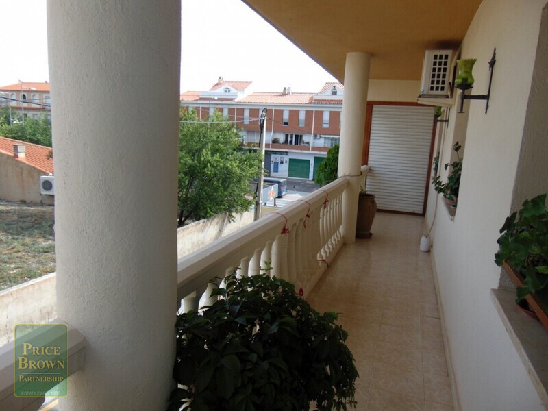 AF1099: Commercial Property for Sale in Baza, Granada