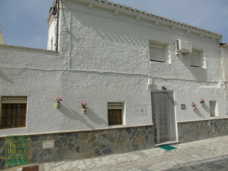 AF525: Cortijo for Sale in Lucar, Almería