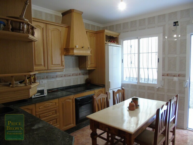 AF574: Townhouse for Sale in Chirivel, Almería