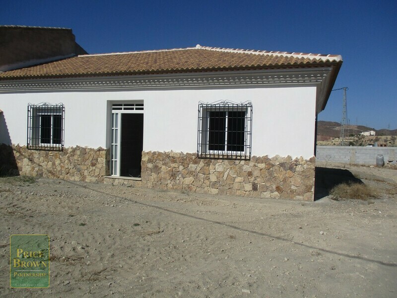AF604: Villa for Sale in Albox, Almería