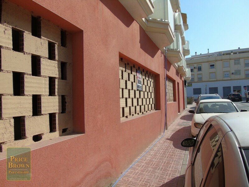 AF632: Commercial Property for Sale in Albox, Almería