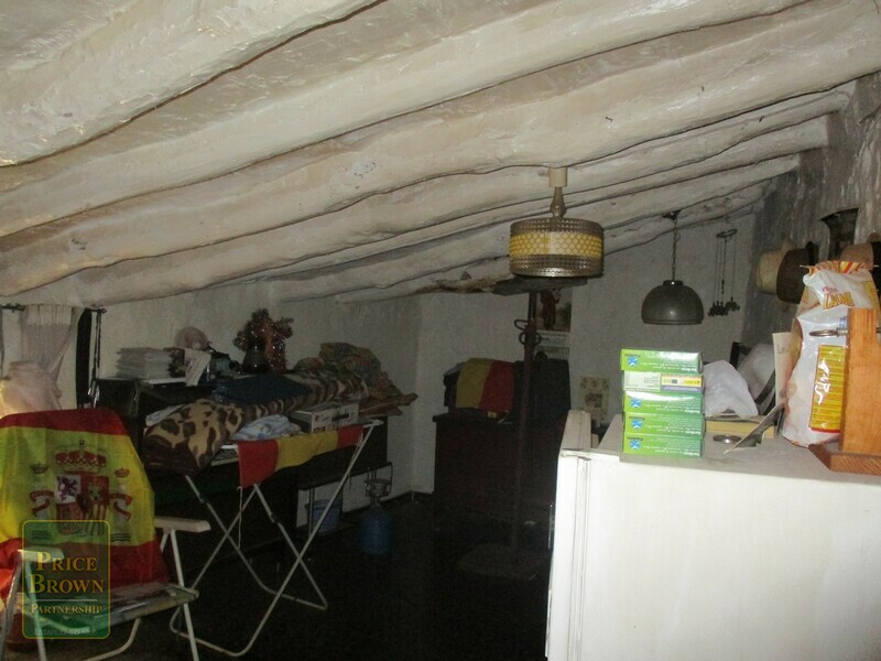 AF637: Duplex en venta en Oria, Almería