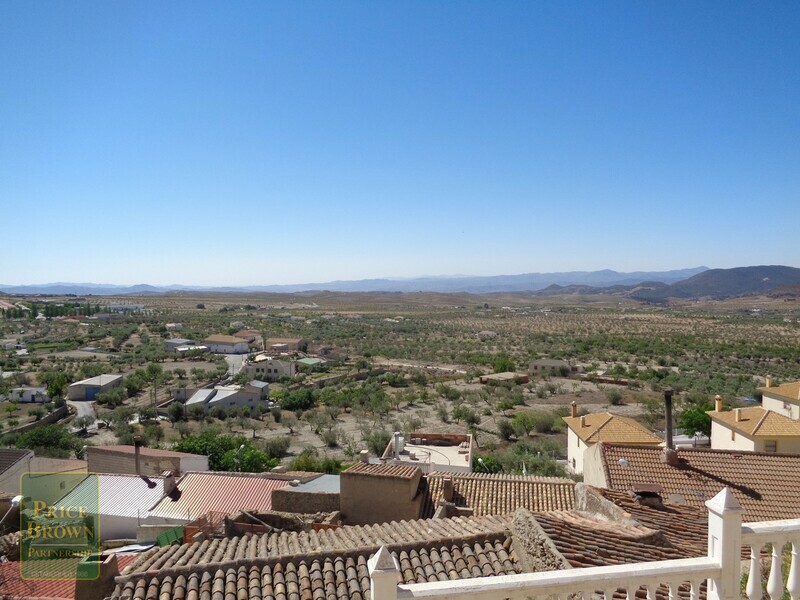 AF715: Townhouse for Sale in Oria, Almería