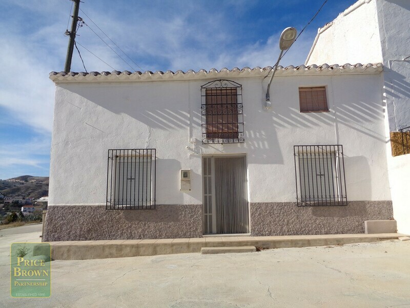 Cortijo en Oria, Almería