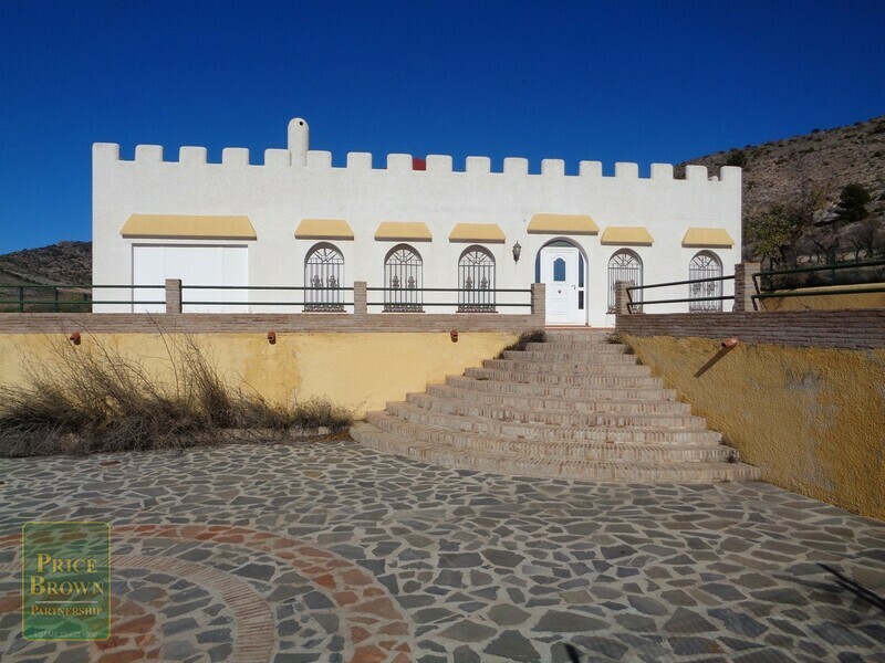 Chalet en Oria, Almería