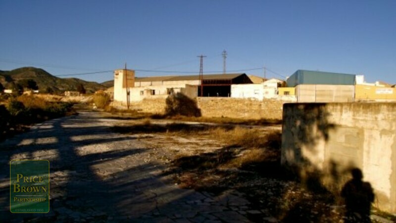 AF762: Commercial Property for Sale in Olula Del Rio, Almería