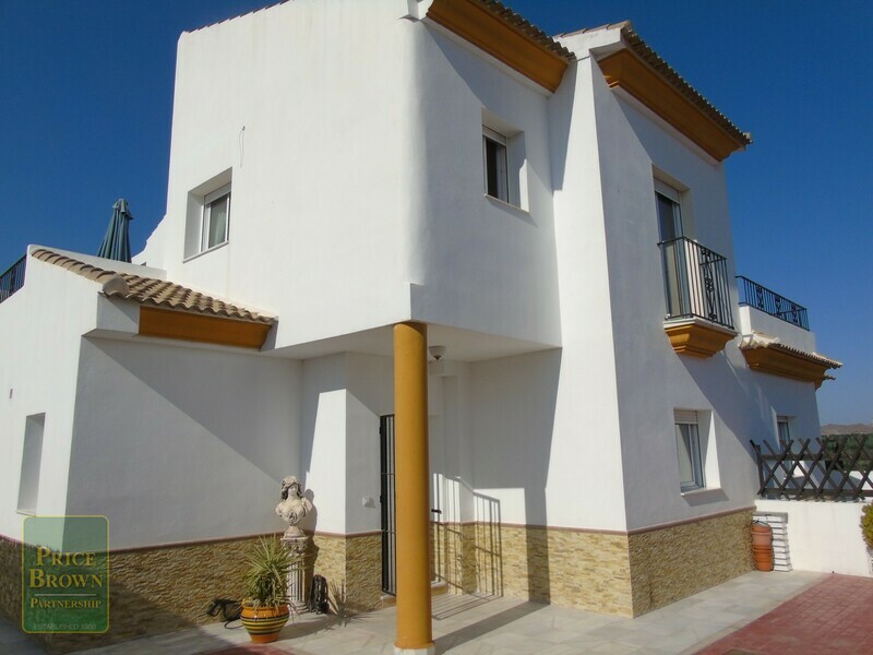 Villa in Huercal-Overa, Almería