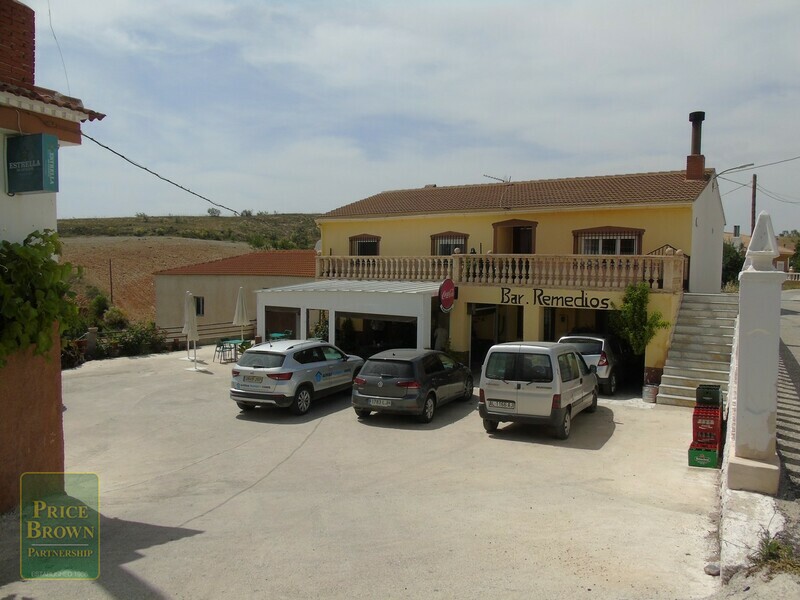 AF816: Commercial Property for Sale in Oria, Almería