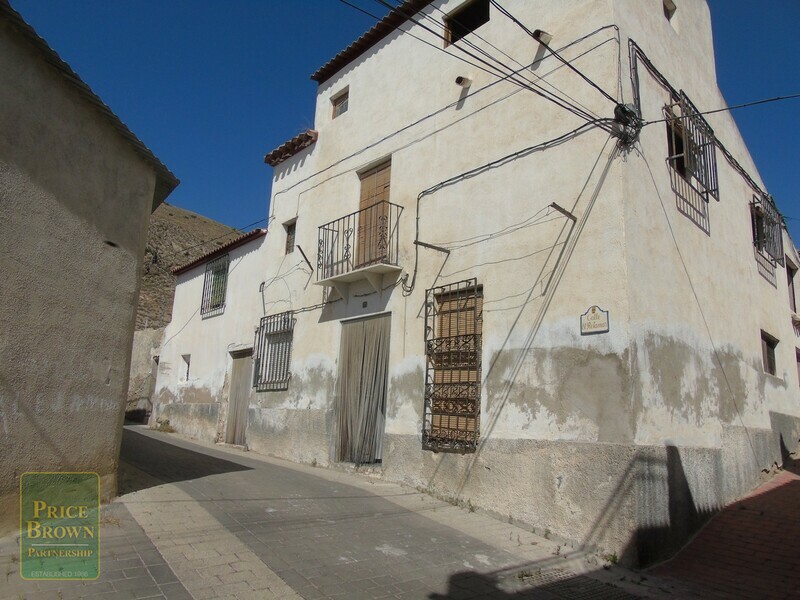 Townhouse in Oria, Almería