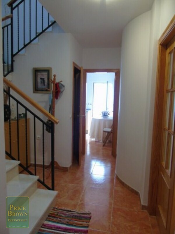 AF875: Townhouse for Sale in Fines, Almería