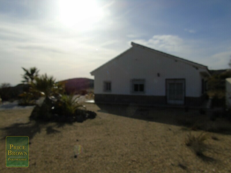 AF920: Villa for Sale in Albox, Almería