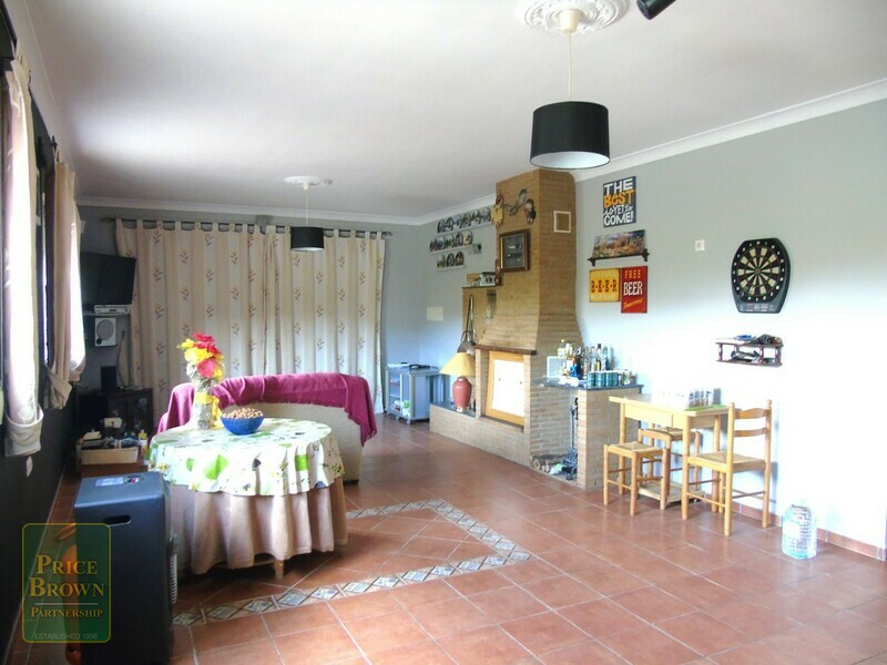 AF927: Villa for Sale in Somontin, Almería