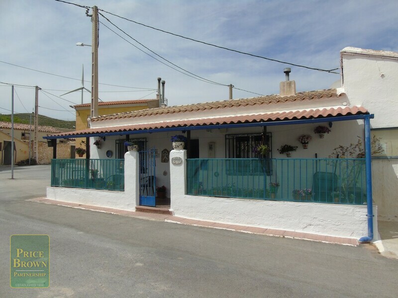 AF943: Cortijo for Sale in Seron, Almería