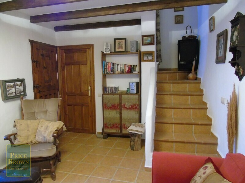 AF994: Townhouse for Sale in Albanchez, Almería