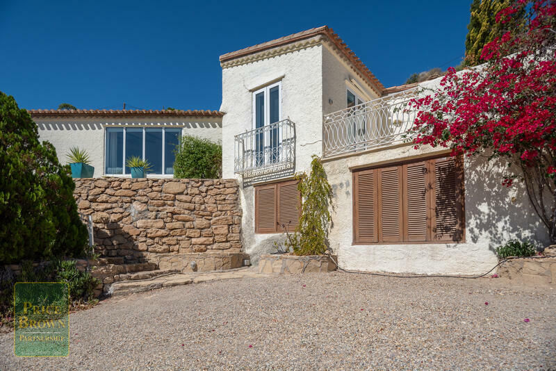 DV1438: Villa for Sale in Cortijo Grande, Almería