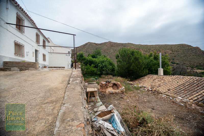 DV1517: Cortijo for Sale in  Serena, Almería