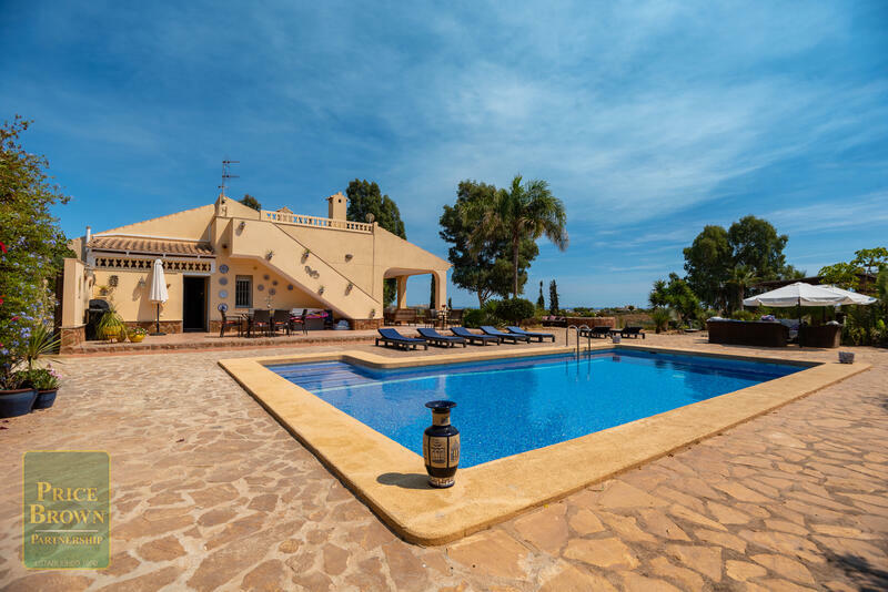 DV1542: Villa for Sale in Vera, Almería