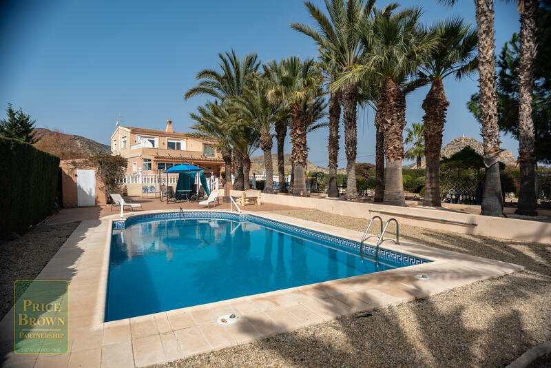 DV1548: Villa for Sale in Vera, Almería