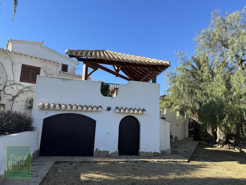DV1567: Chalet en venta en Turre, Almería