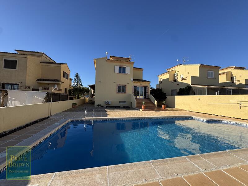 DV1570: Villa for Sale in Vera, Almería