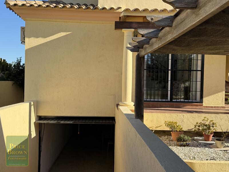 DV1570: Villa for Sale in Vera, Almería