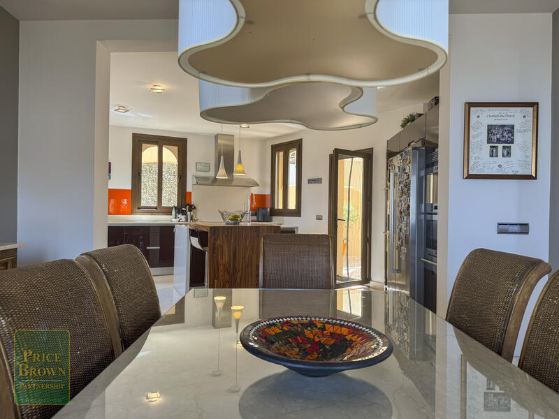 DV1596: Chalet en venta en Cabrera, Almería