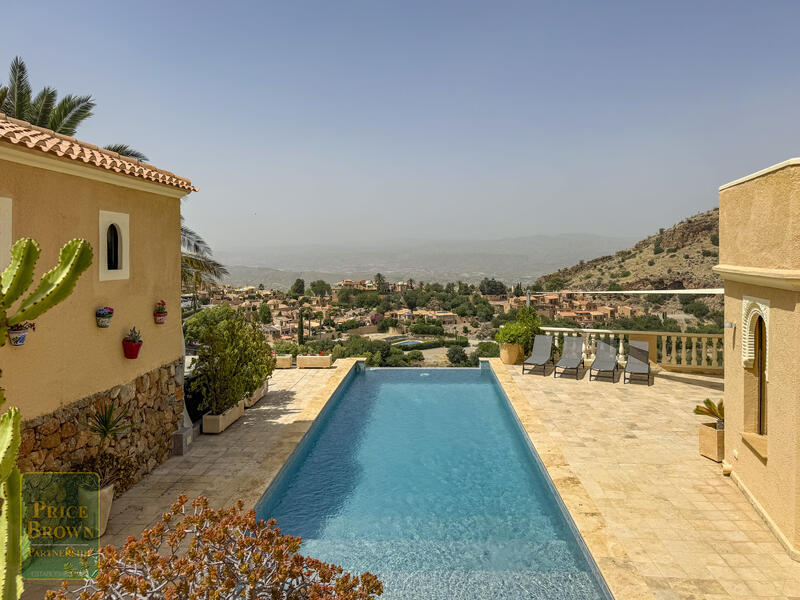 DV1596: Chalet en venta en Cabrera, Almería