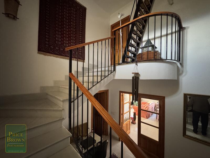 DV1607: Cortijo / Villa for Sale in Aljariz, Almería DV1607: Cortijo / Villa for Sale in Aljariz, Almería