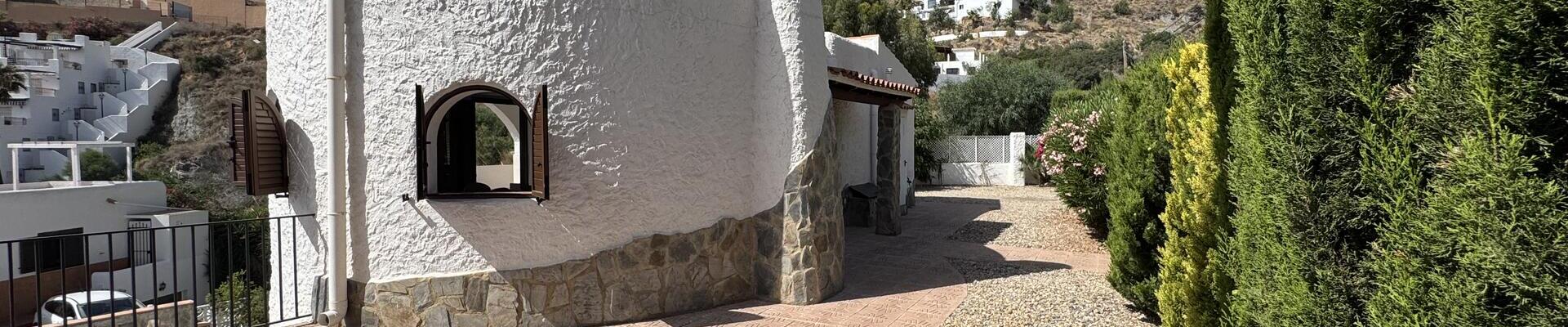 DV1612: 2 Bedroom Villa for Sale