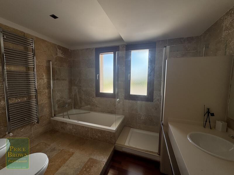 DV1613: Villa for Sale in Huercal-Overa, Almería