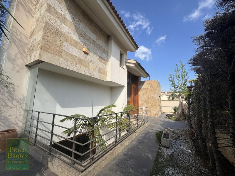 DV1613: Villa for Sale in Huercal-Overa, Almería