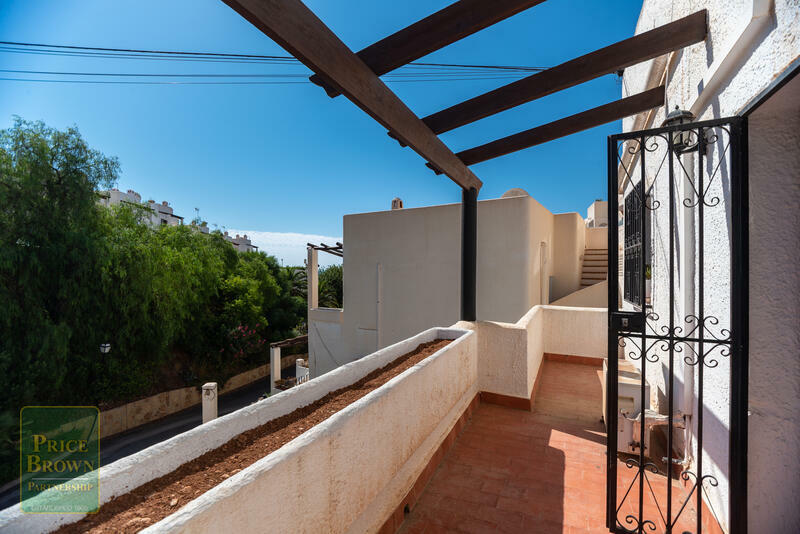 FG: Townhouse for Rent in Mojácar, Almería