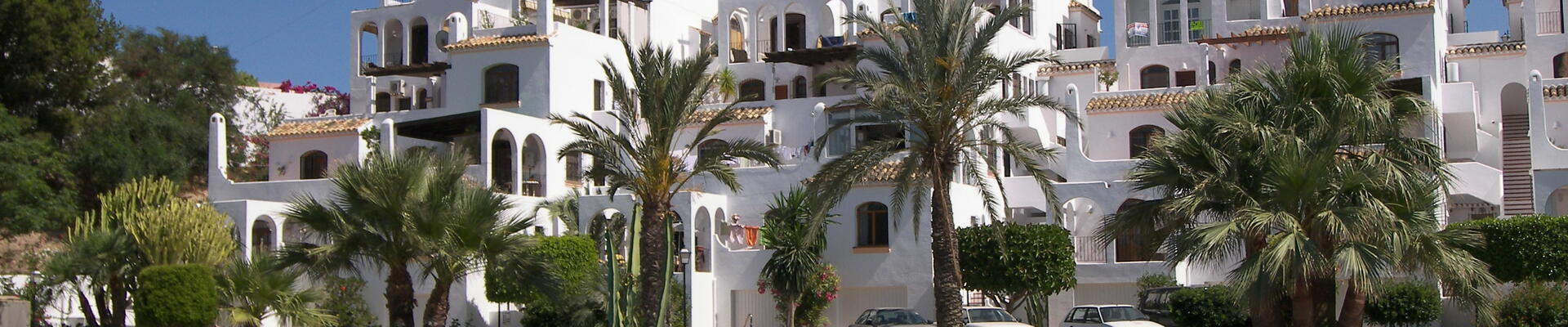 G23 La Mata: Garage for Sale