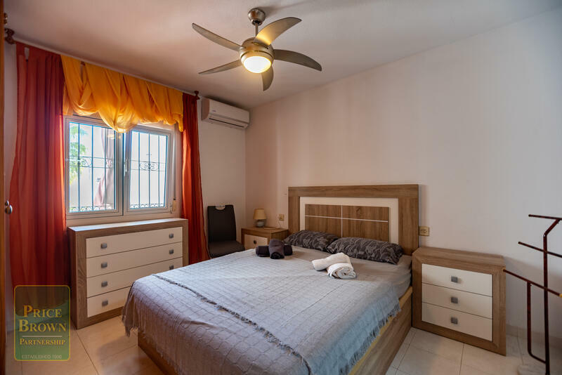 HJ: Apartment for Rent in Vera Playa, Almería