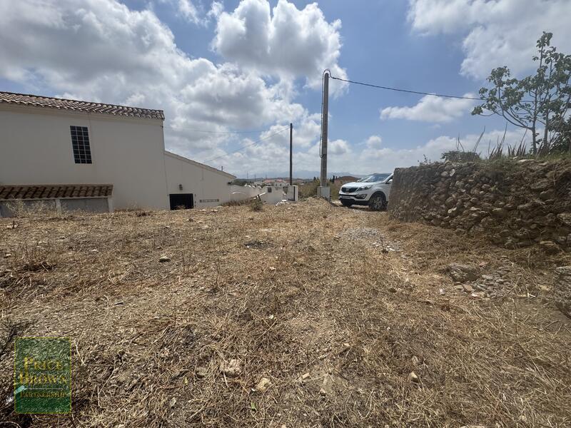 LANCariatiz: Land for Sale in Cariatiz, Almería LANCariatiz: Land for Sale in Cariatiz, Almería