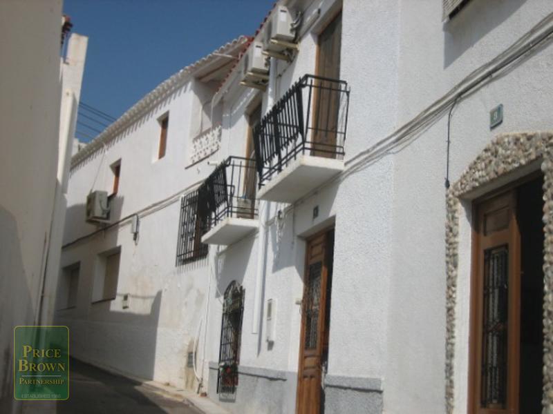 LV582: Townhouse for Sale in Antas, Almería