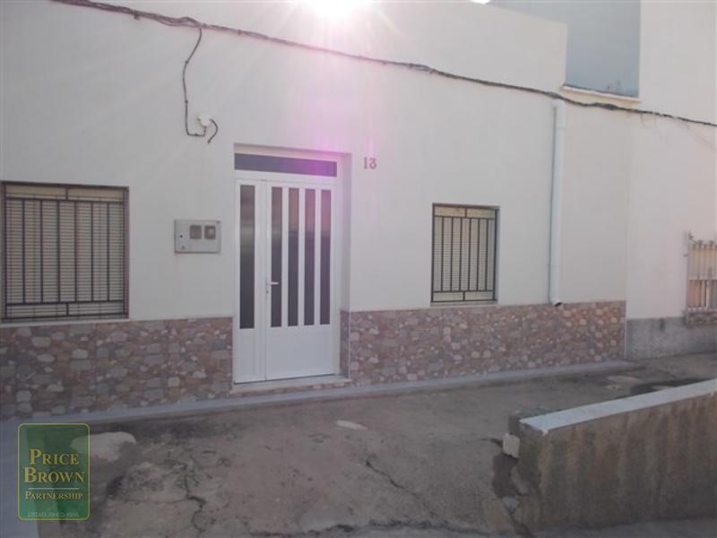LV724: Townhouse for Sale in Tabernas, Almería