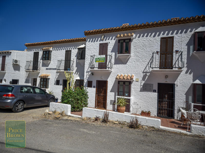 LV751: Townhouse for Sale in Cortijo Grande, Almería