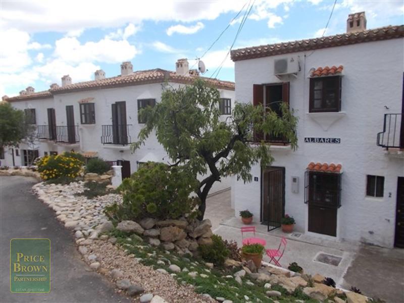 LV752: Townhouse for Sale in Turre, Almería