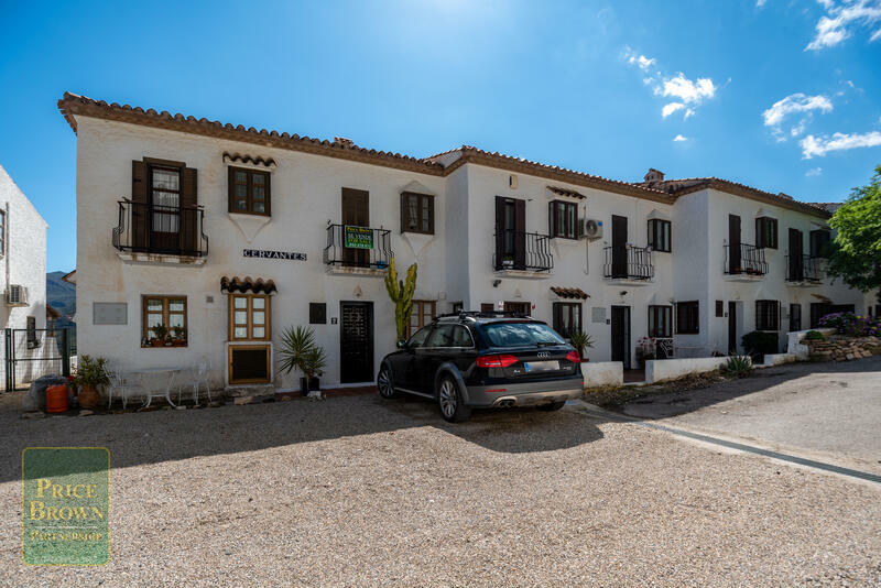 LV804: Townhouse for Sale in Cortijo Grande, Almería