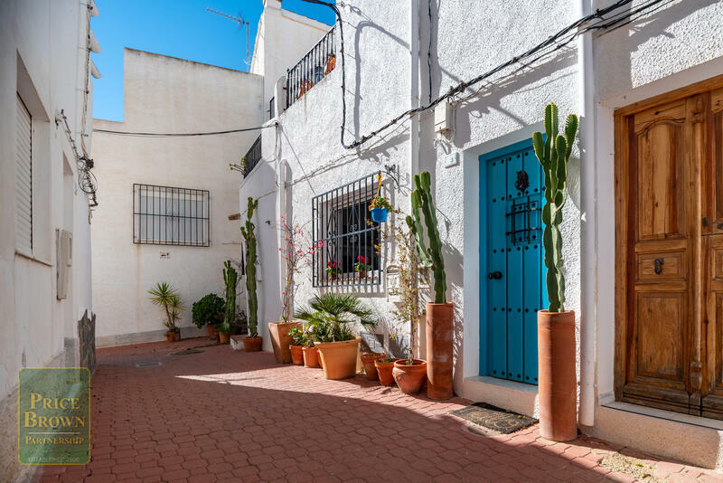 LV807: Duplex en venta en Bedar, Almería