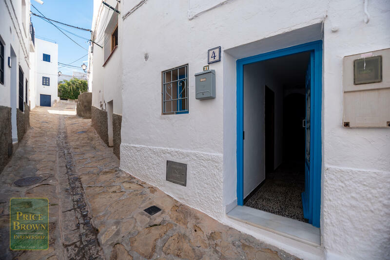 LV810: Townhouse for Sale in Mojácar, Almería