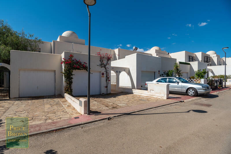 LV821: Townhouse for Sale in Mojácar, Almería