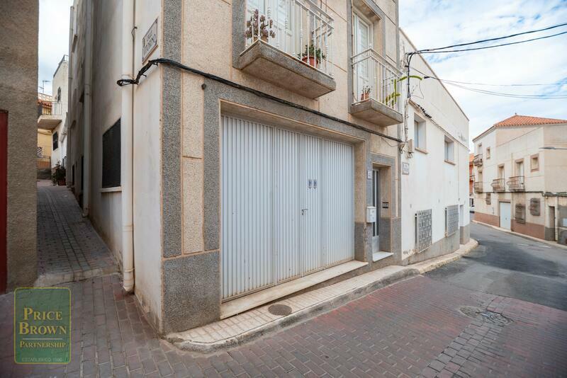 LV822: Duplex en venta en Turre, Almería