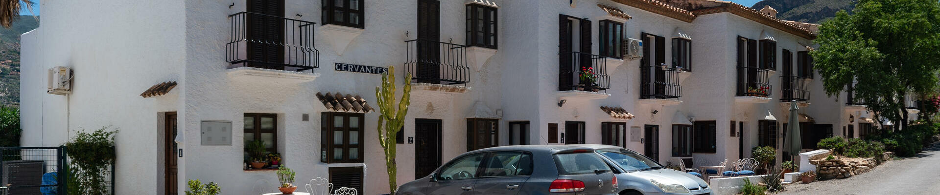 LV833: 2 Bedroom Townhouse for Sale